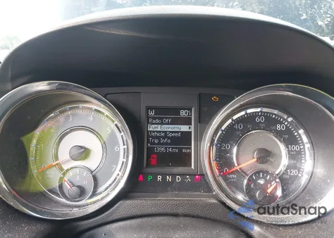 2014 Chrysler Town & Country Touring from USA, damaged, VIN 2C4RC1BG2ER440300